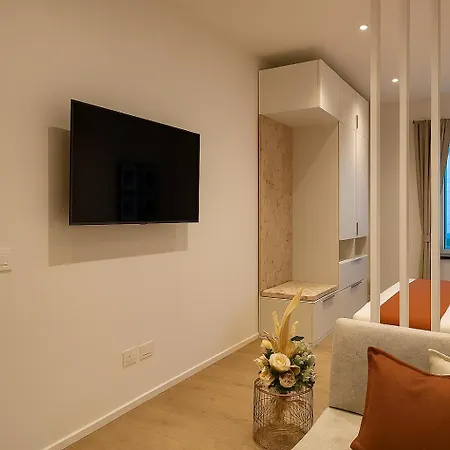 Appartement Vacanze Gallery 189 Vicino Stazione *