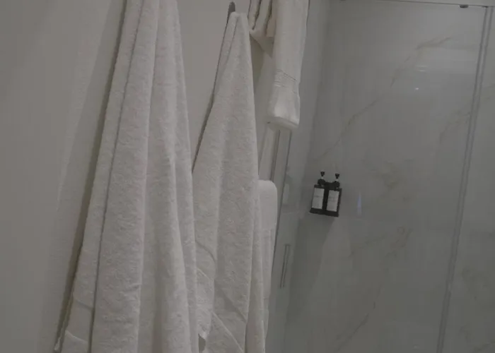 Vacanze Gallery 189 Vicino Stazione ラ・スペツィア